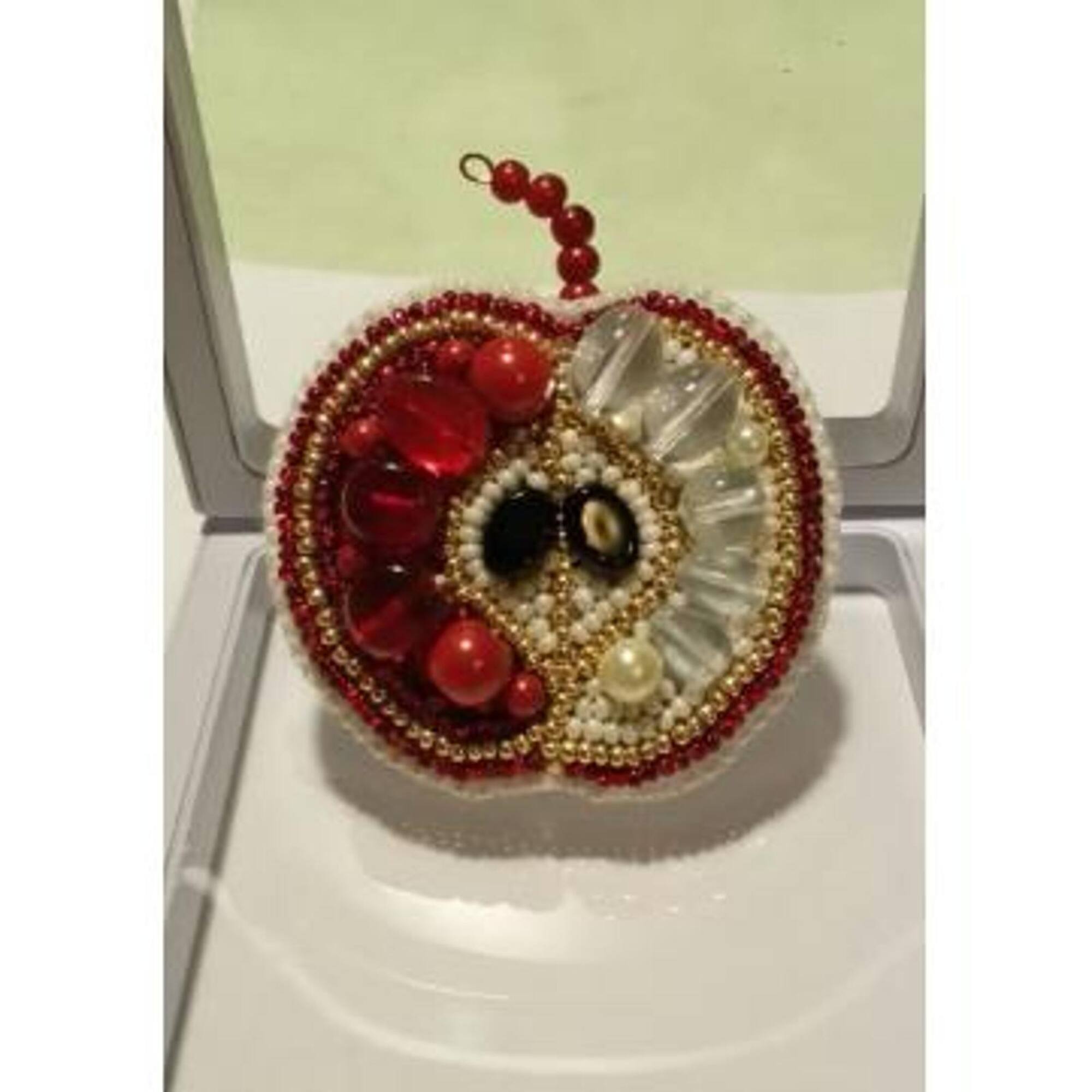 Crystal Art Beadwork Kit For Creating Brooch Red Apple